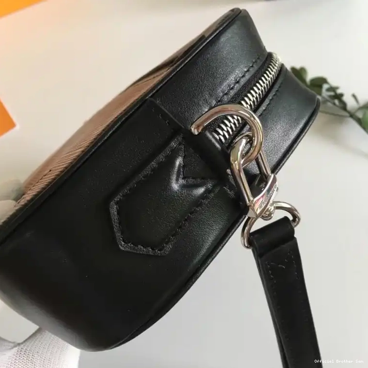 Official Brother Sam Bags LV 19B570222 0507
